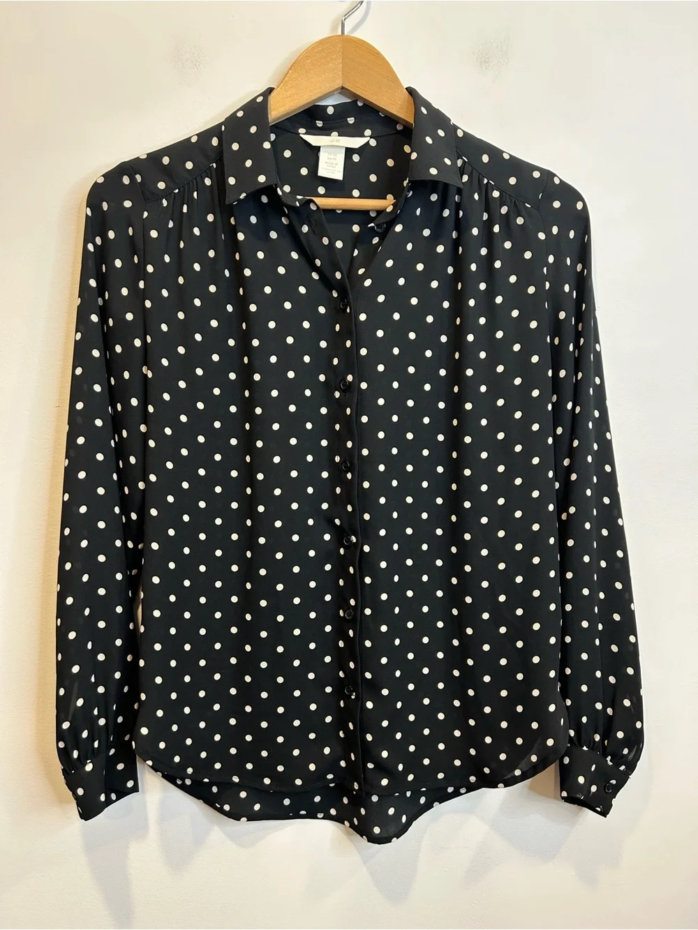 H&M Chiffon Button up collared blouse polka dot black - Picture 3 of 7